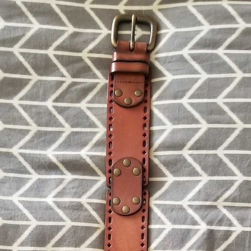 Vintage Fossil High-Waisted Leather Belt - Small
